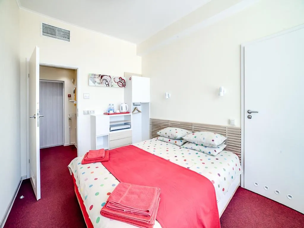 Квартира Квартира Номер с балконом и видом на двор и парк — Севастополь