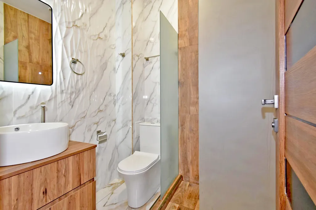 Royal blue бархатная студия в центре