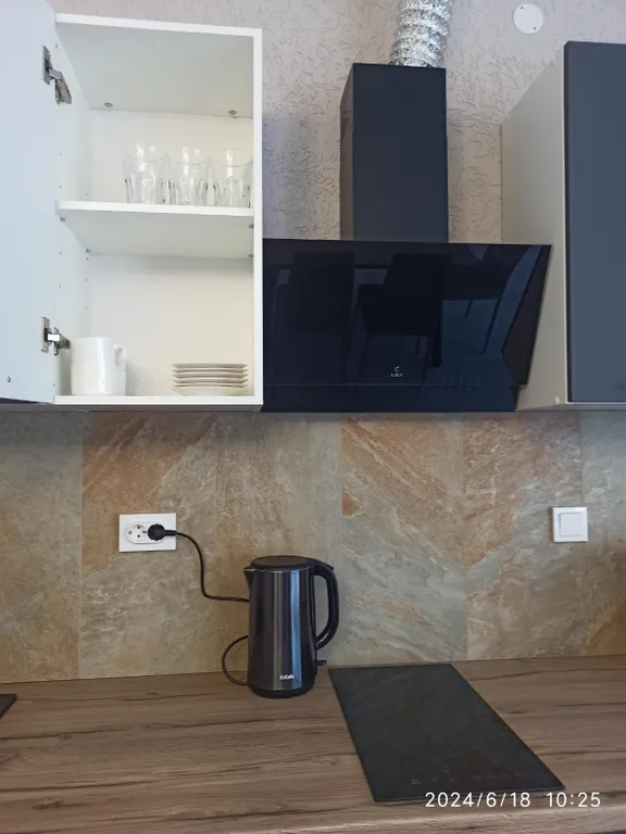 3-комнатные апартаменты с кухней на черном море