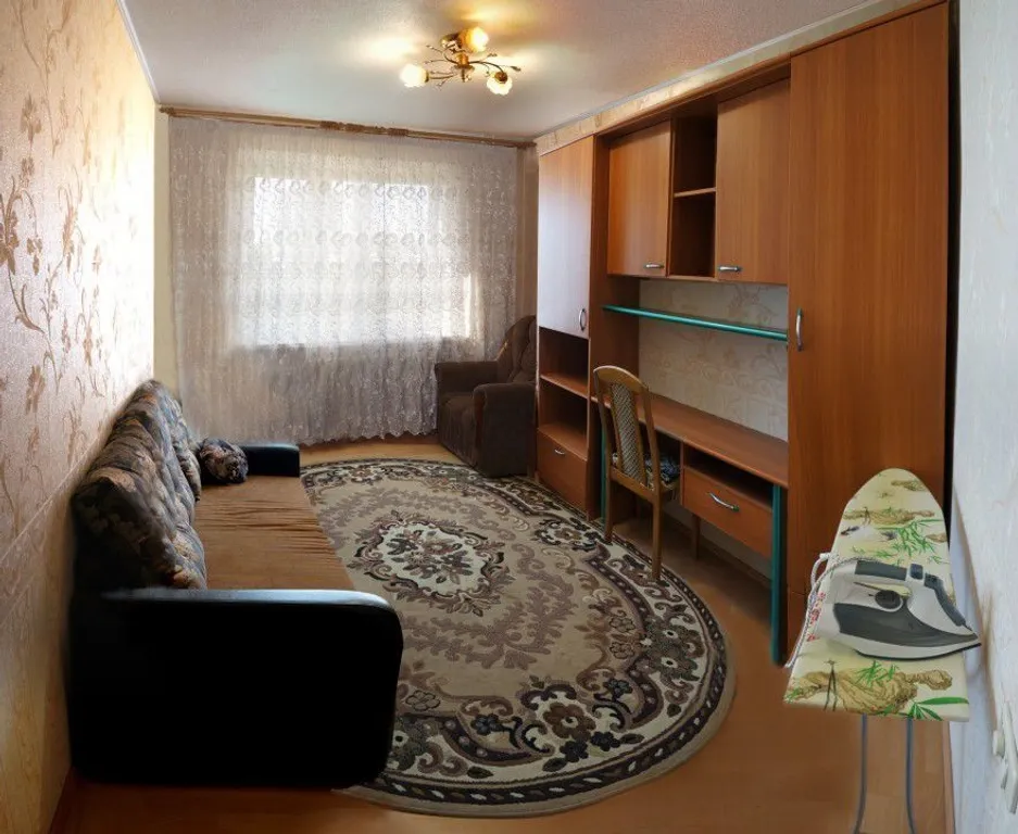 3-комнатная квартира в центре Ворошиловского района, в Золотом квадрате