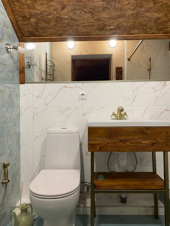 Уютная студия люкс с панорамными окнами с видом на горы