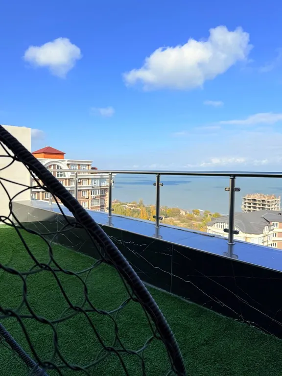 Квартира Квартира Современный пентхаус с панорамными окнами и террасой мечты — Махачкала