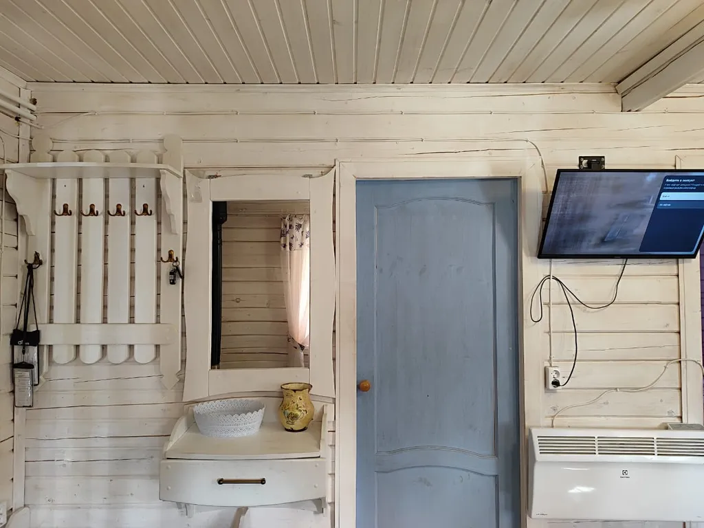 Ладога, Гостевой дом у воды в Кобоне