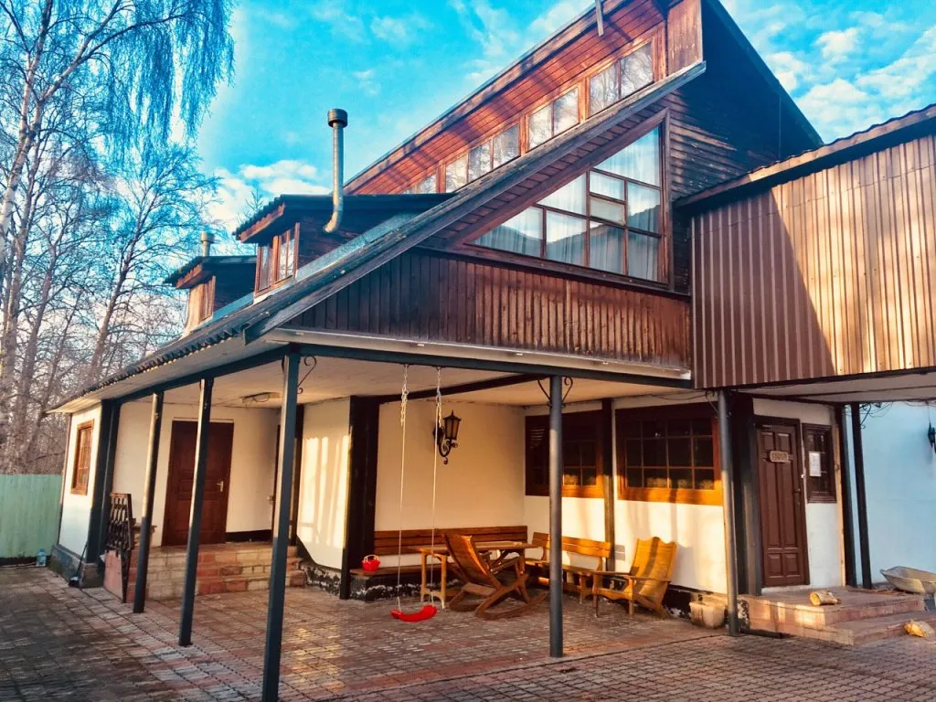 Коттедж с русской баней и бассейном