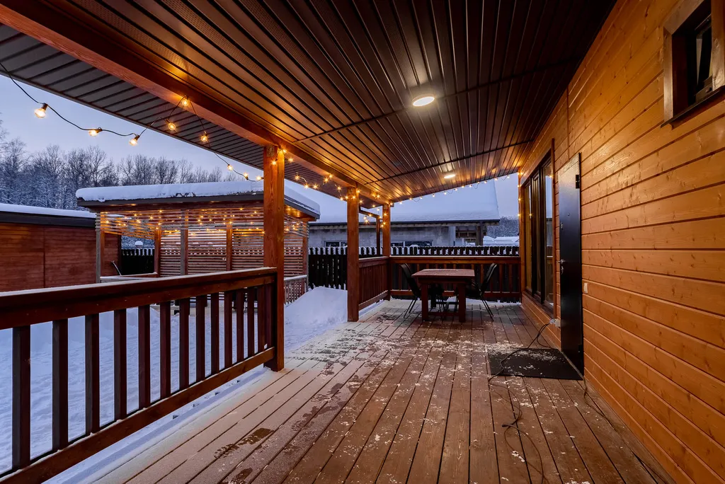 Уютный коттедж с горячей купелью и сауной - 10 минут от города