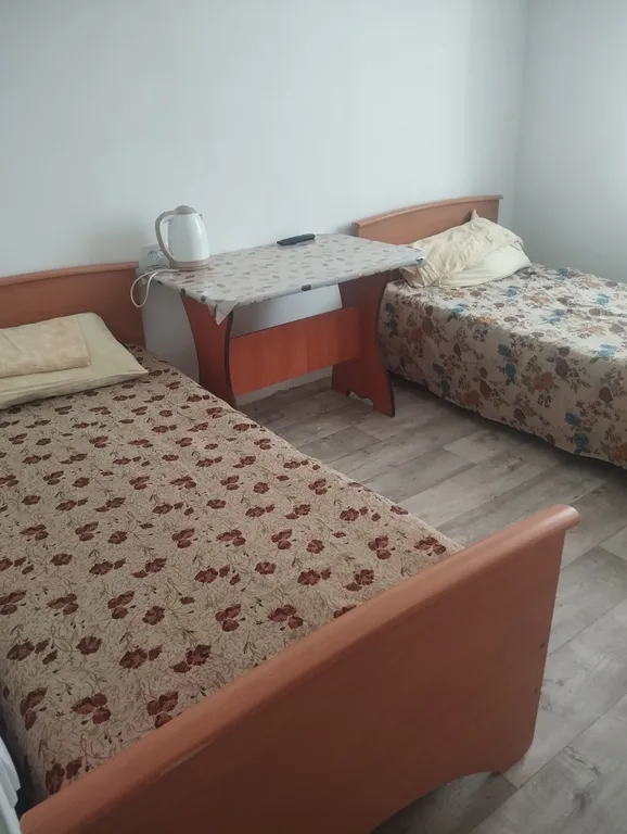 Квартира Уютная комната  на двоих свой санузел рядом с озером — аренда посуточно в Соль-Илецк