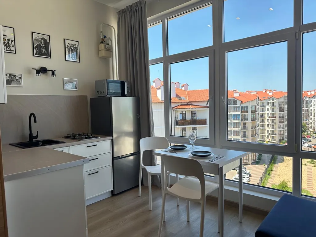 Квартира Квартира Уютная студия в престижном р-не Геленджика видом на море и горы — Геленджик