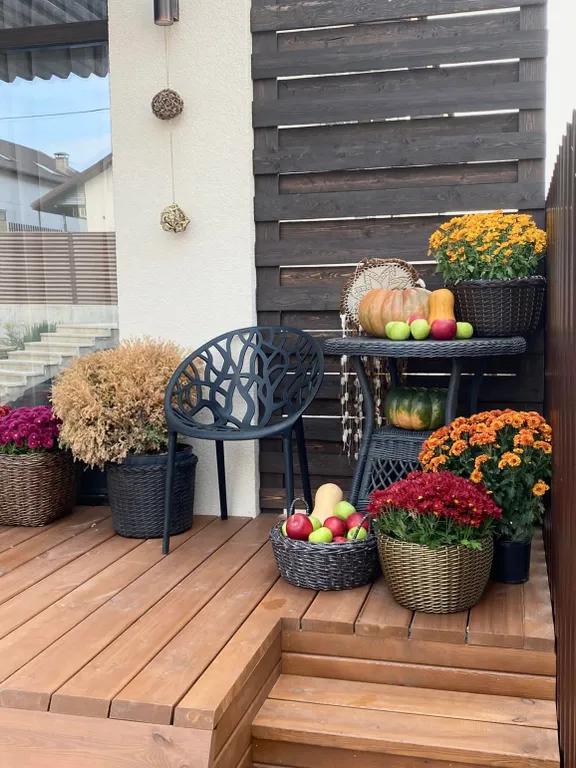 Коттедж в миндальной роще с бассейном