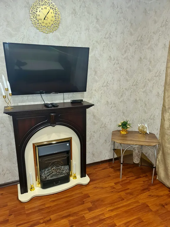 Комфортная тёплая квартира с камином возле двух стоматологий