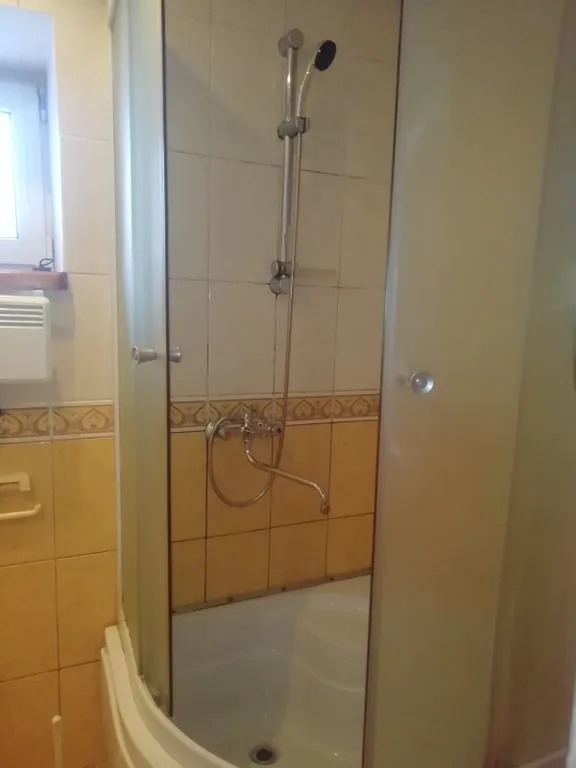 Большой дом на окраине деревни