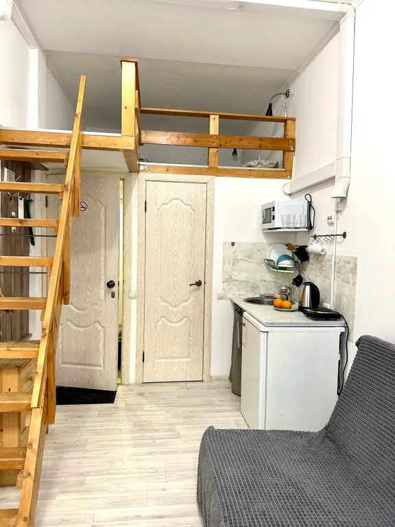 Студия 2+1+1 в центре Питера