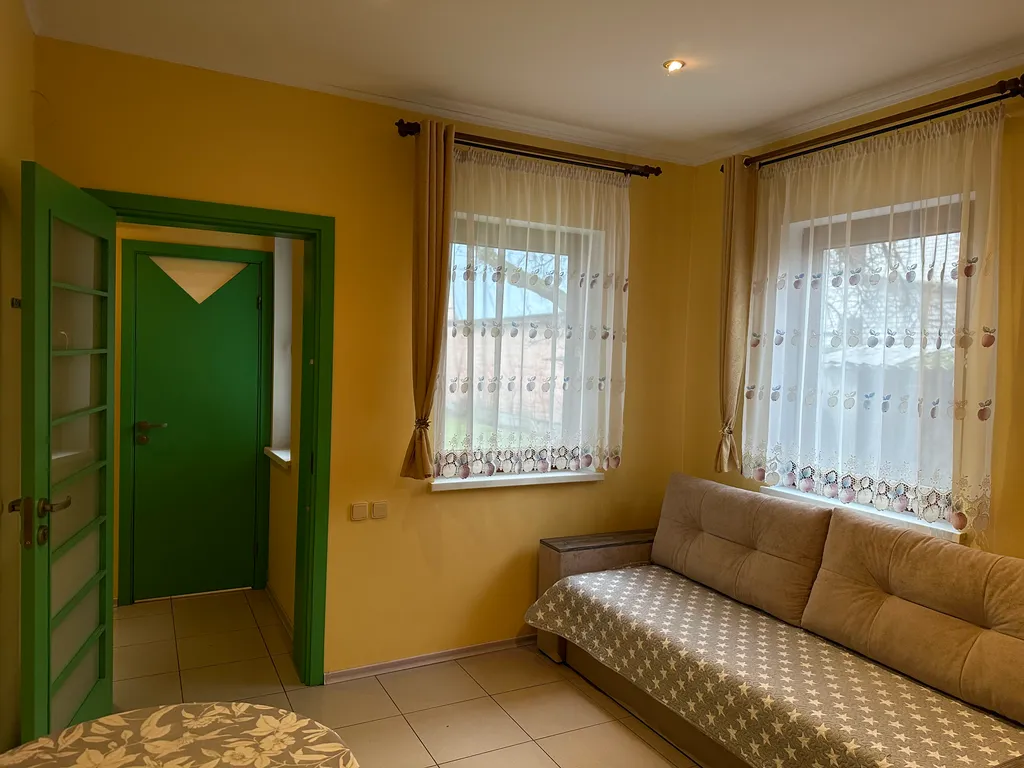 Дом для отдыха в зелёной части города