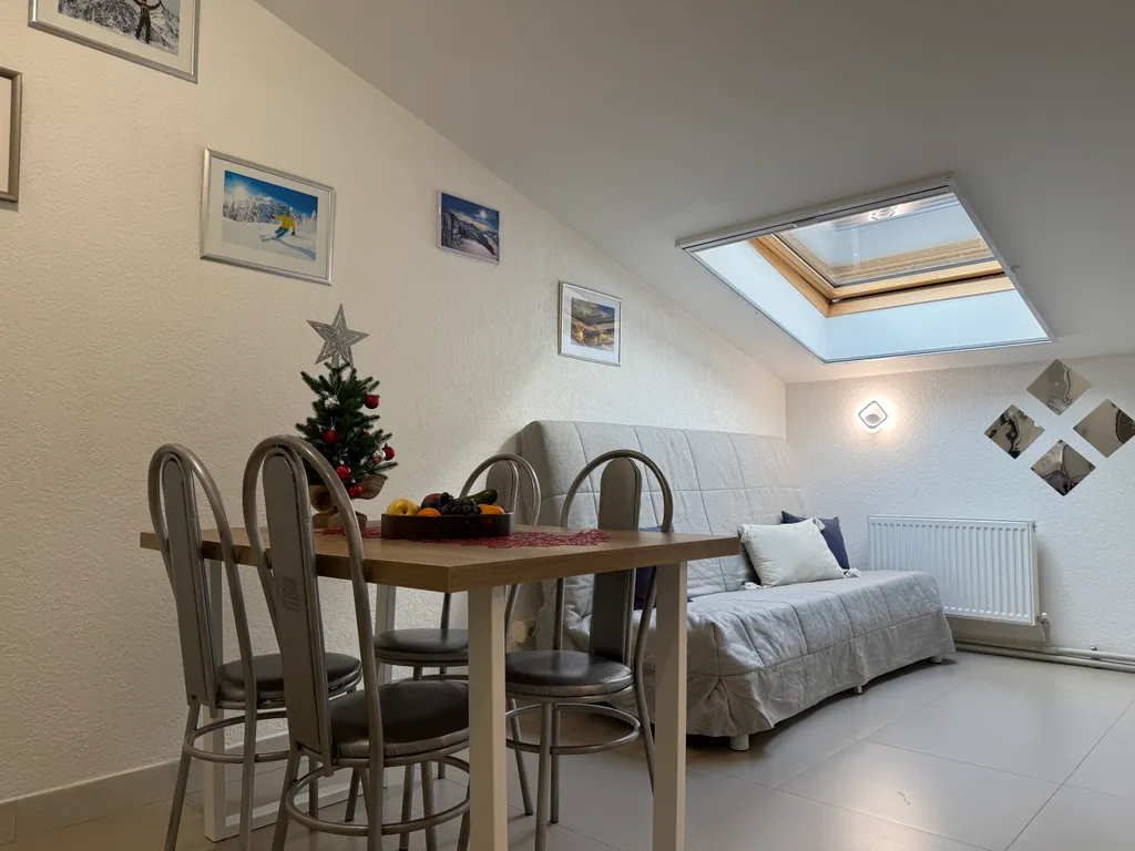 №4 полулюкс на мансардном этаже