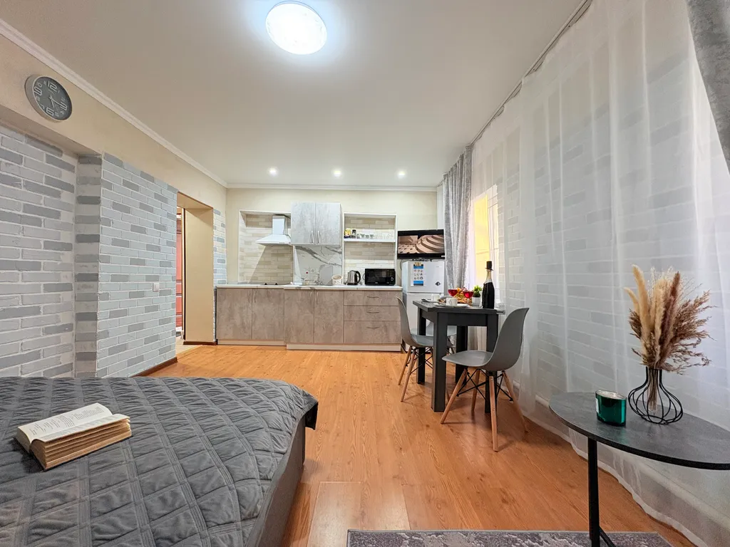 Уютный домик лофт - с двором, мангальной зоной и бесплатной парковкой