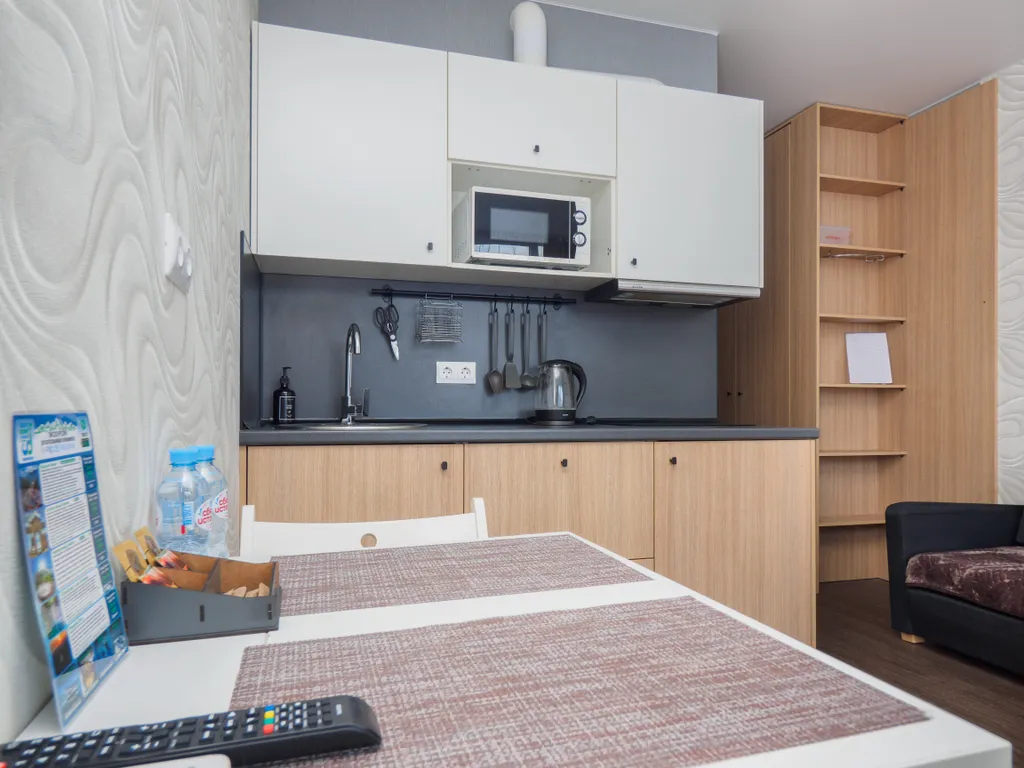 Квартира Квартира Погрузитесь в атмосферу южного комфорта в уютной студии — Адлер