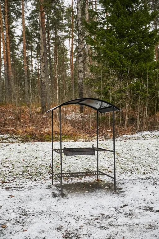 Большой коттедж с 5 спальнями, камином и террасой, Василек