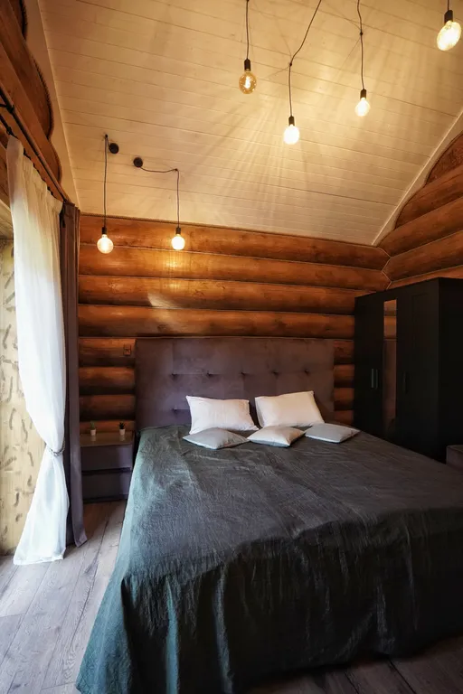 Коттедж Охота в Подмосковье в окружении леса