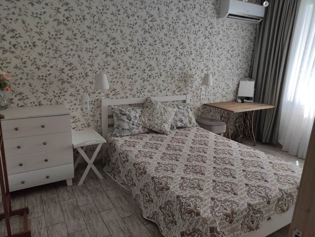 Дизайнерская квартира в шаге от моря