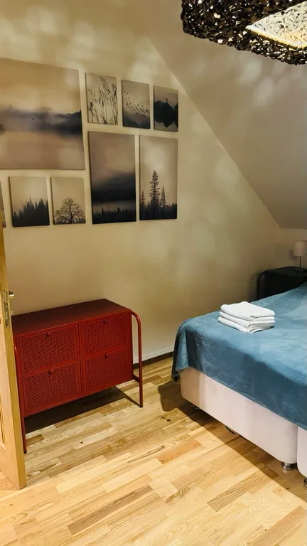 Коттедж Коттедж Гараж — Луга