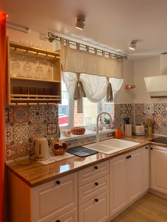 Orange House у Авачинской бухты