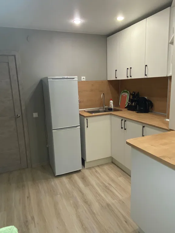 Квартира в новом районе, с новым ремонтом, большой парковкой