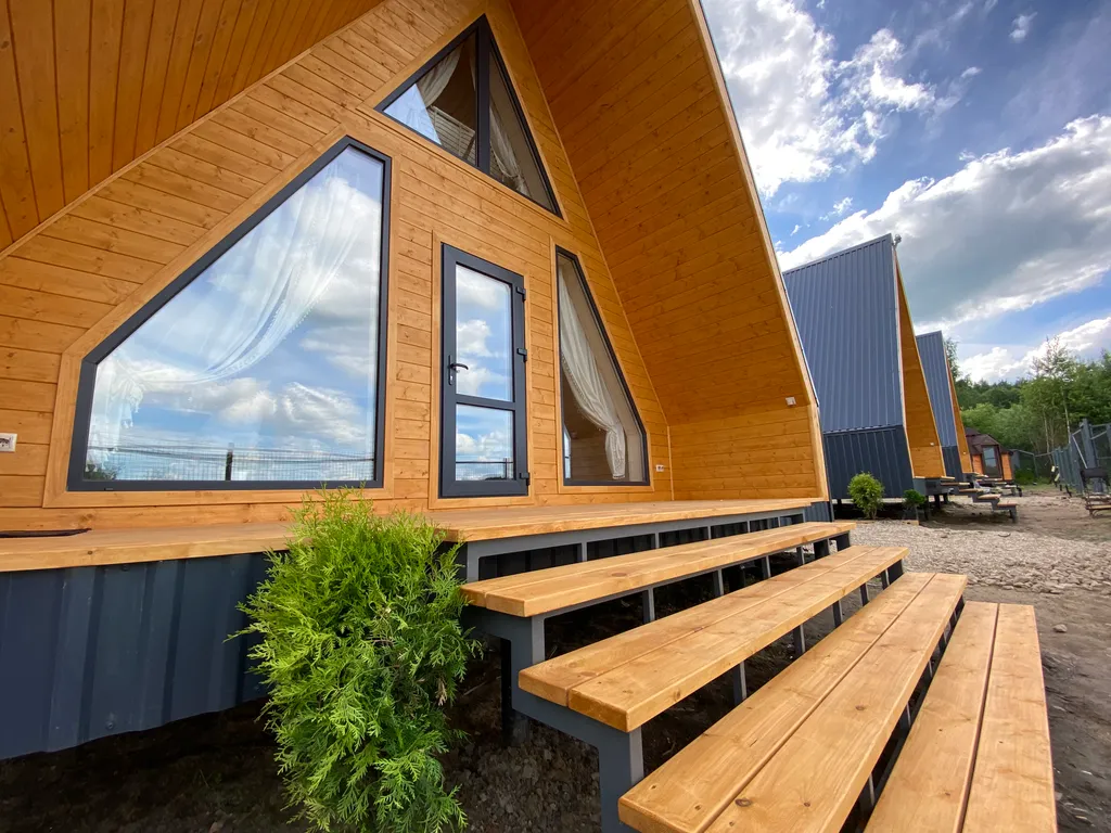 Домик  А-фрейм на берегу Волги