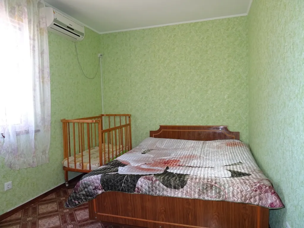 Квартира Двухкомнатный семейный номер с ч/у — аренда посуточно в Береговое (Феодосия)