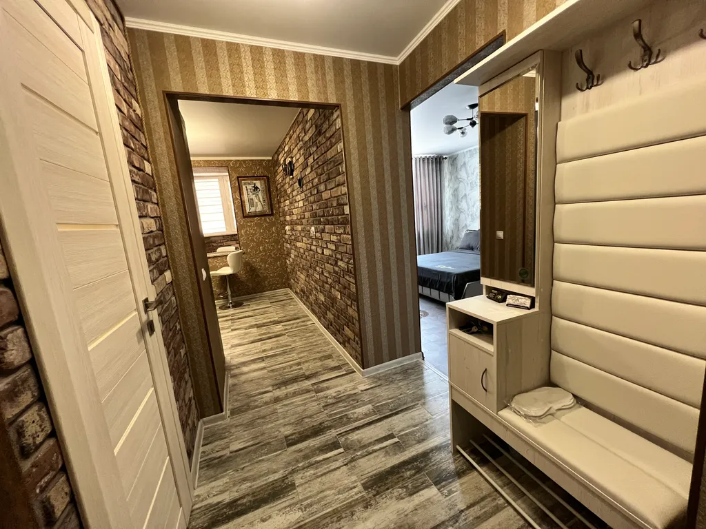 Современная и уютная квартира со всеми удобствами