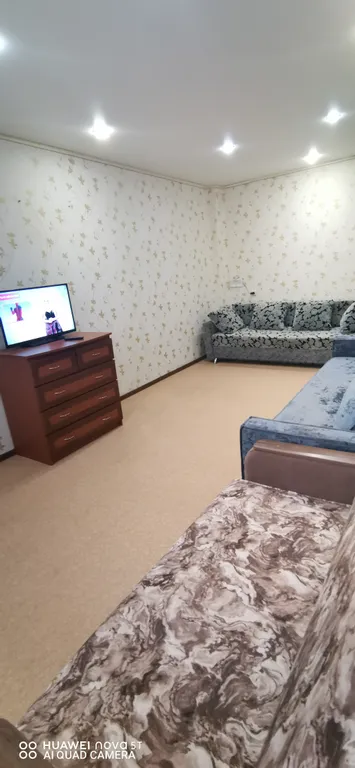 Просторная квартира возле аэропорта — аренда посуточно в Обь