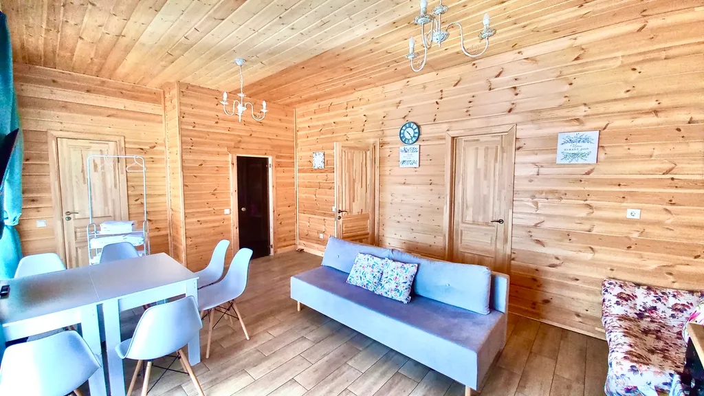 Семейный коттедж у озера