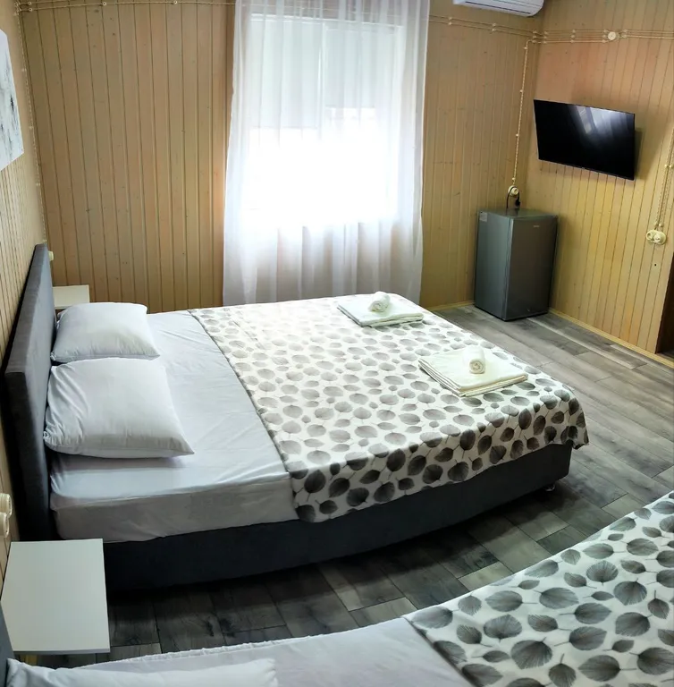 Квартира 3 местный номер в гостинице Kulikov house с бассейном — аренда посуточно в Амзара