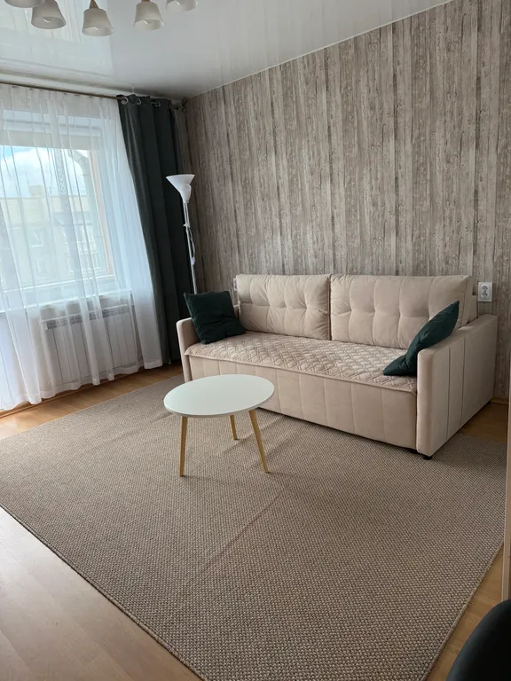 Двухкомнатная квартира недалеко от центра города