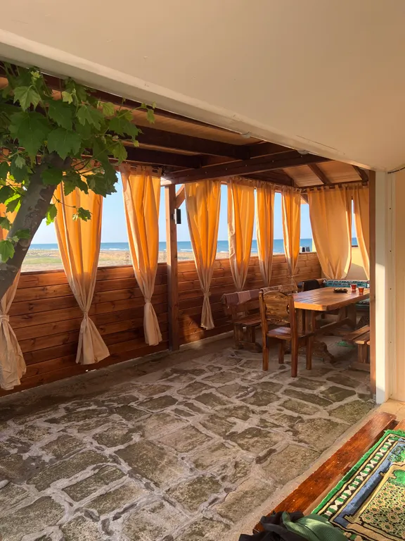 Домик у моря со всеми удобствами