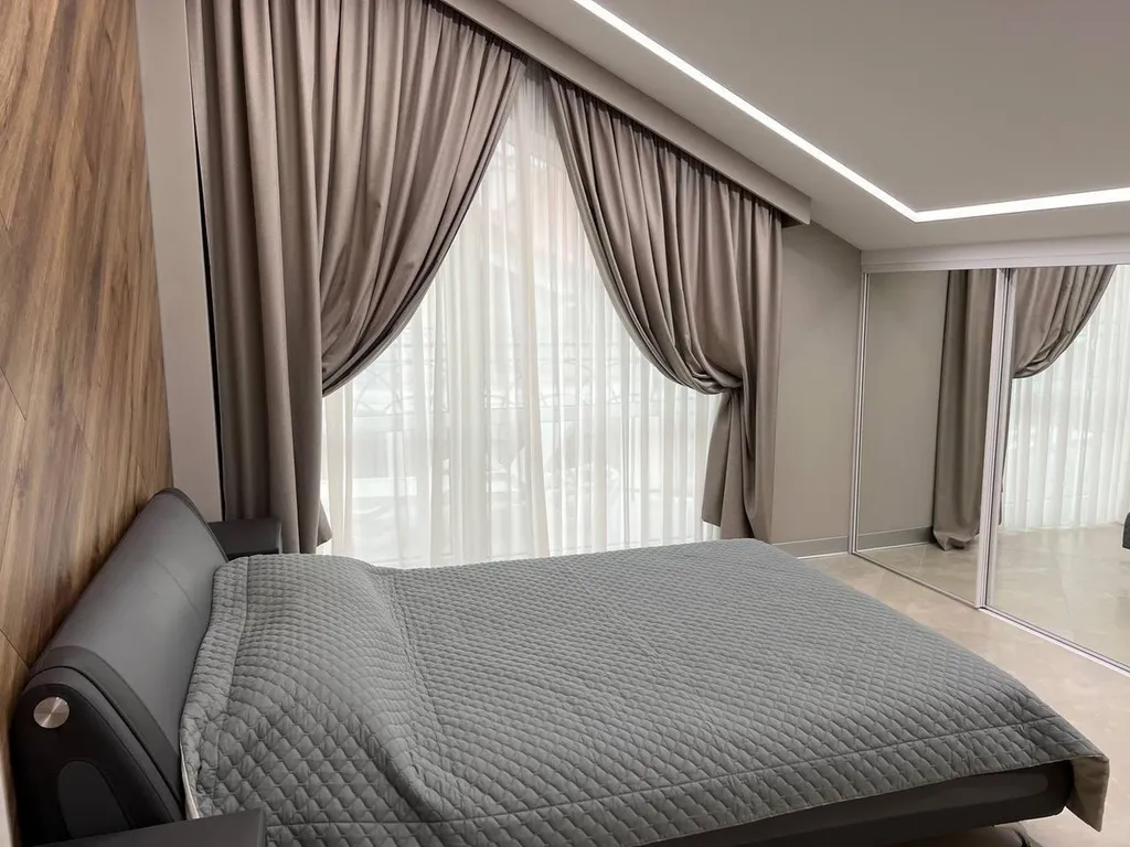 Новая с дизайнерским ремонтом квартира