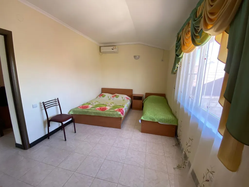 Квартира Комната — аренда посуточно в Голубицкая