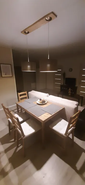 Дом в деревне с баней