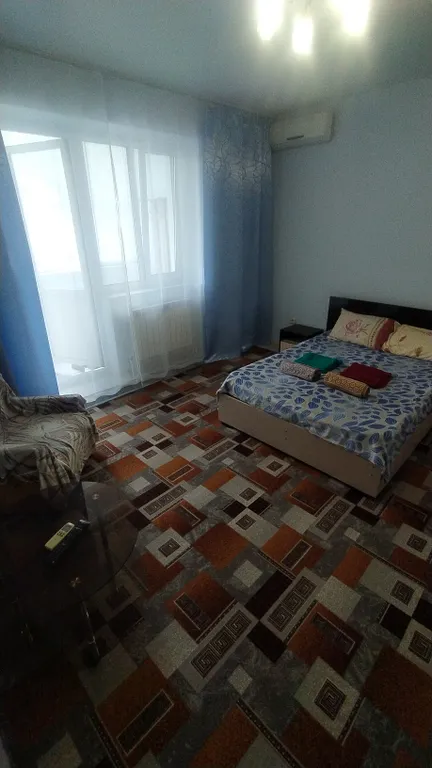 Квартира Квартира в квартале от моря c отдельным входом — Ейск