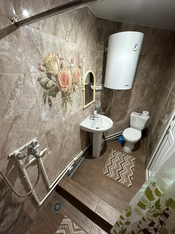 Коттедж 1-комнатный Дом — Кучугуры