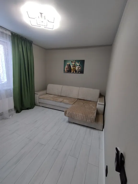 Уютная квартира рядом с СКК Галактика