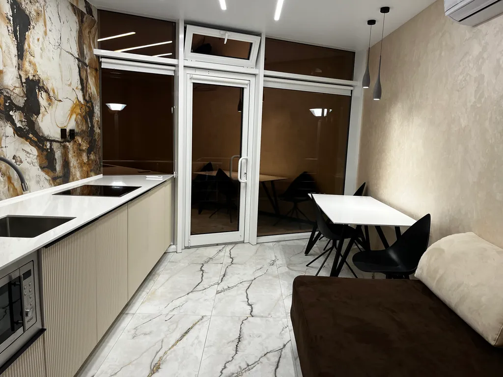 Квартира Апартамент с отдельным выходом на море — Лазаревское