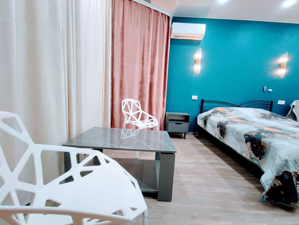 Апартаменты люкс с кондиционером и бойлером в центре Абакана