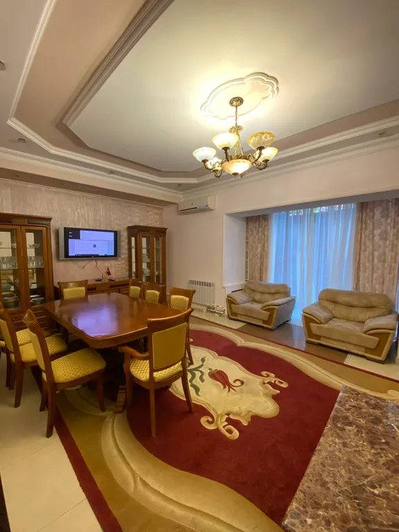 Большой дом с 5-ю спальнями