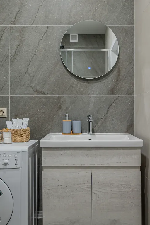 Просторная видовая квартира бизнес-класса в центре