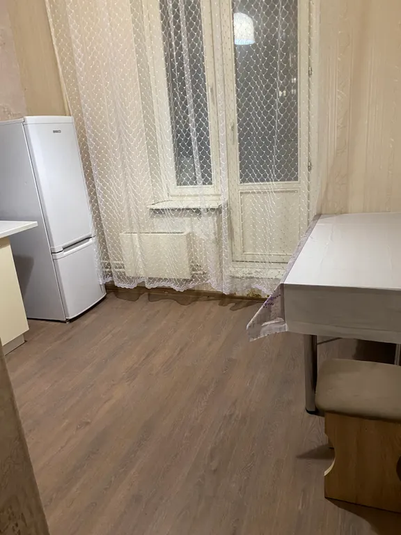 Квартира кузнечики