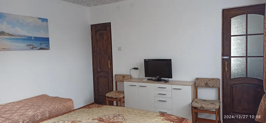 Домик в Лоо