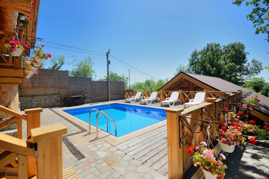 Дом - сруб с видом на море