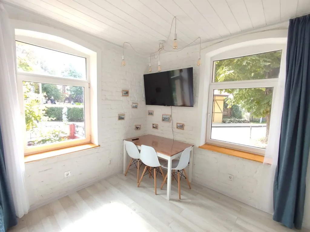 Квартира в 1 минуте от моря и Розы Ветров, в центре старого города