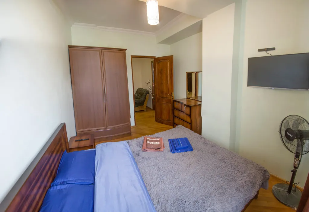 4-комнатная Квартира