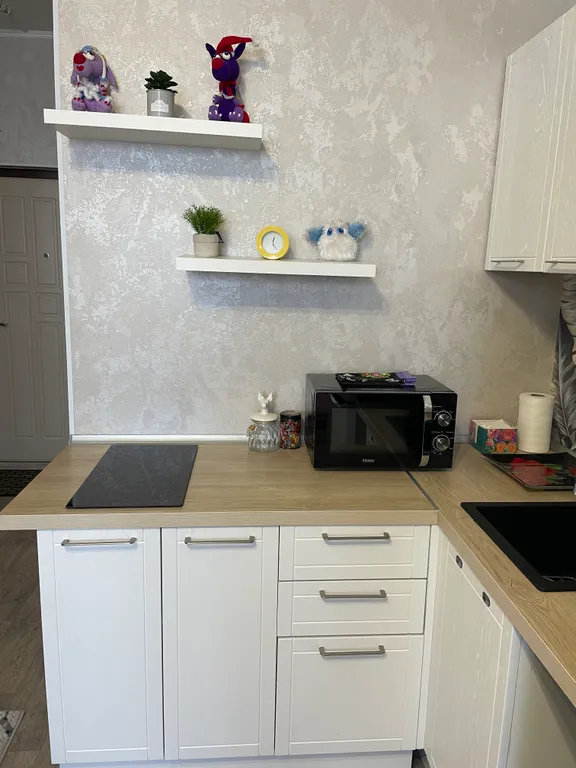 Квартира-студия с новым ремонтом и мебелью в самом удобном районе