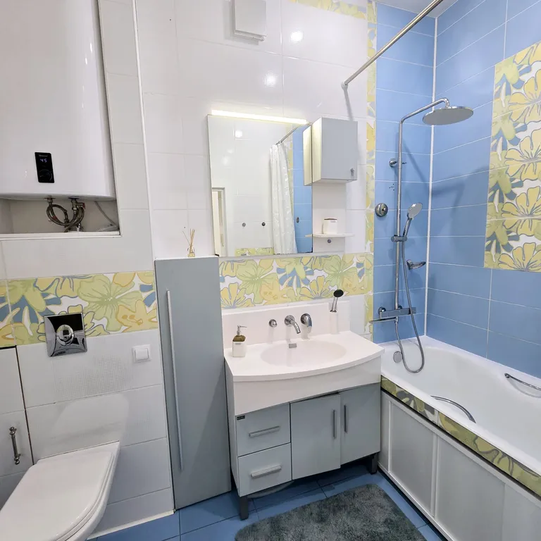 Апартаменты с видом на золотой мост